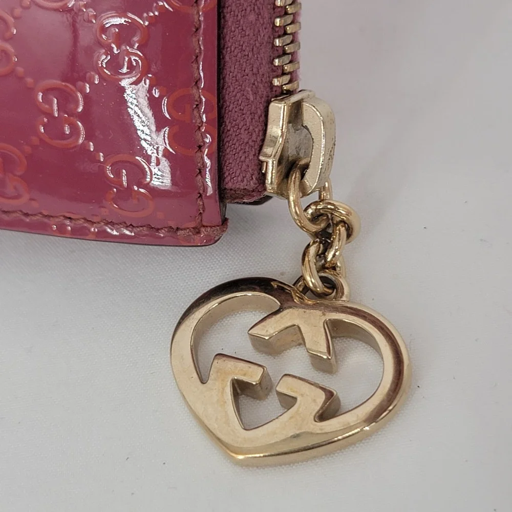 Gucci microguccissima patent